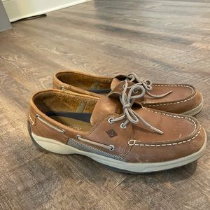Sperry boat shoes